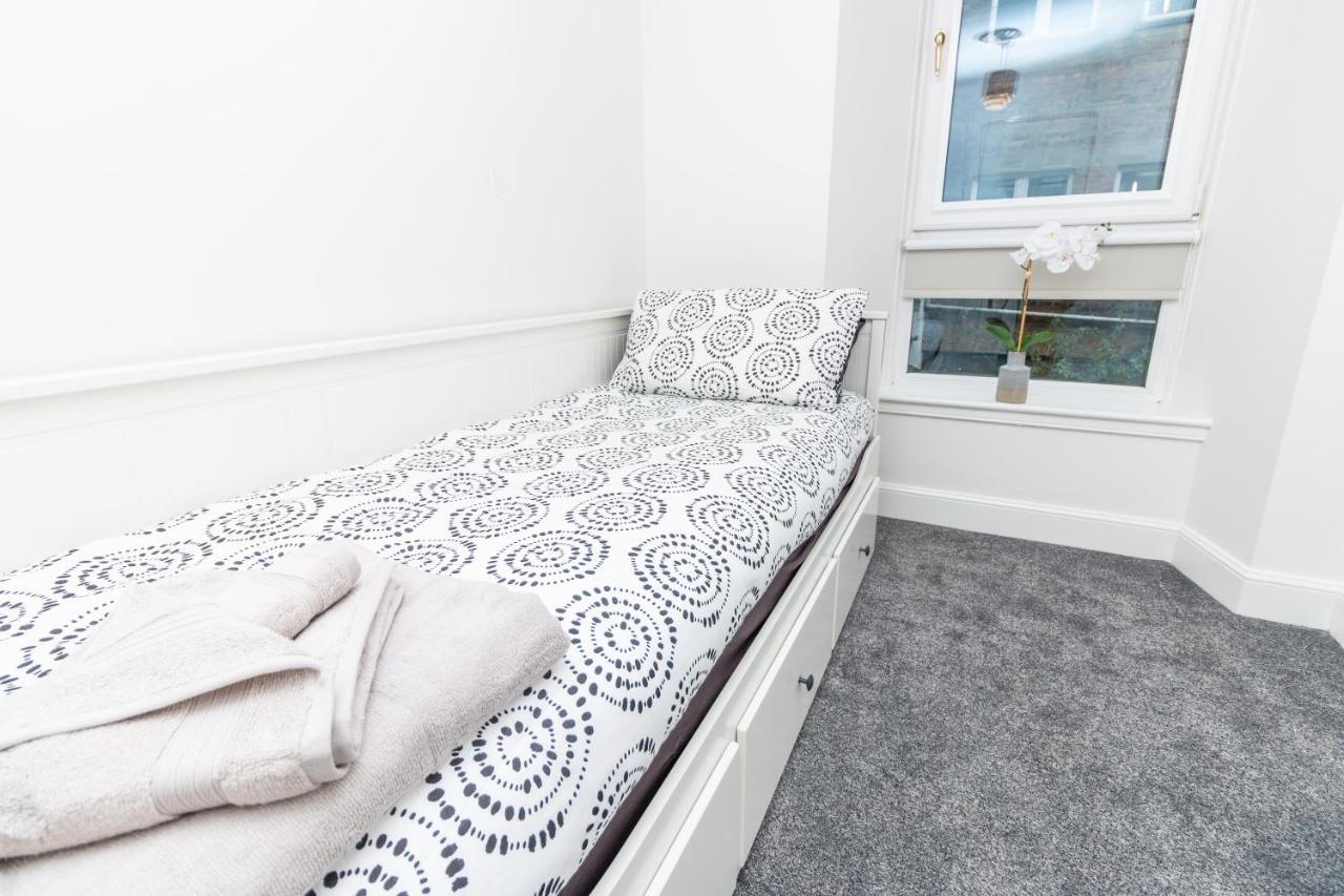 D'City Apartment, Up To 5 Guests Dundee Zewnętrze zdjęcie